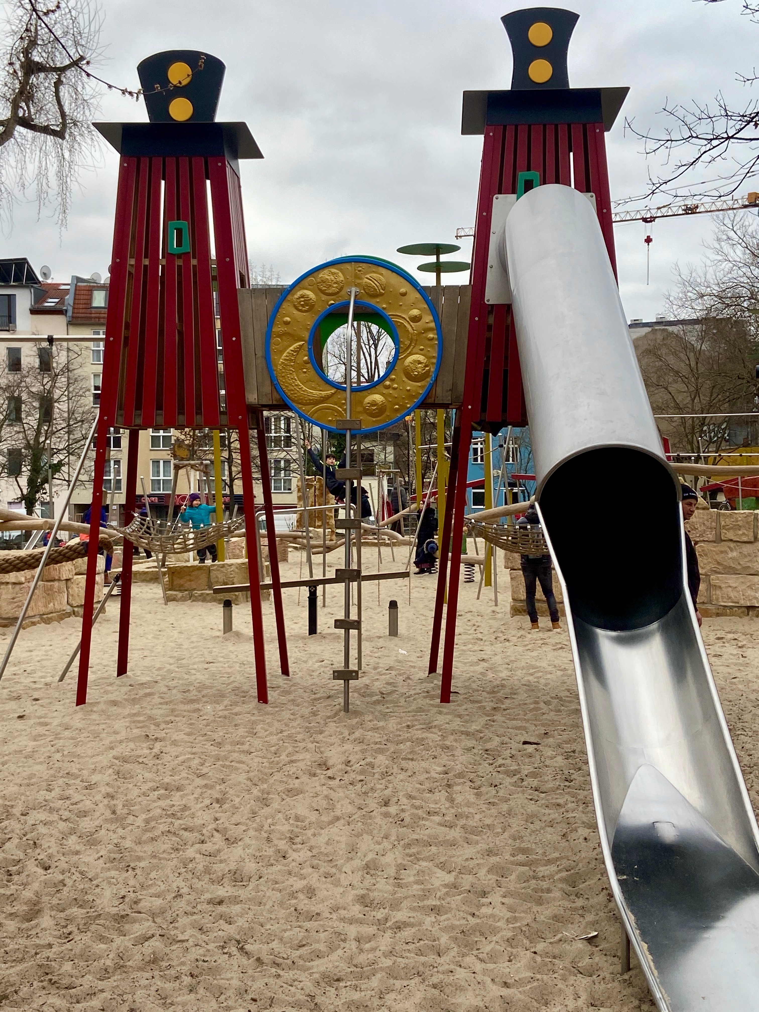 Spielplatz_Mittelweg